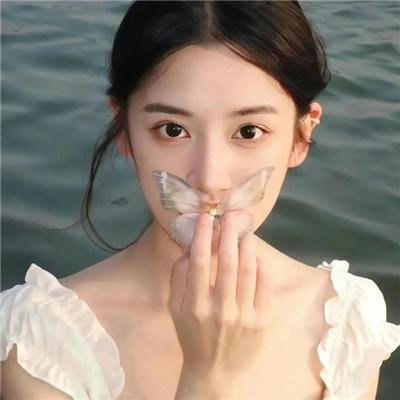 街头俏妞